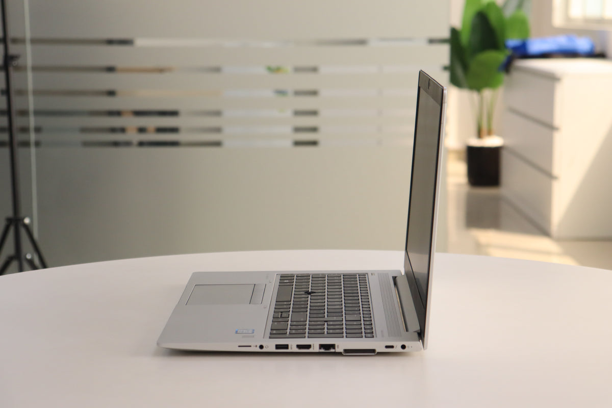 HP ELITEBOOK 850 G6 SN:01380 right side view