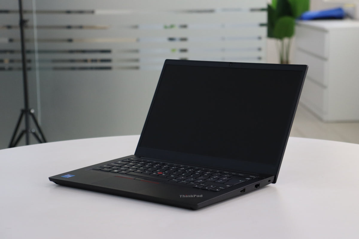 LENOVO THINKPAD E14 GEN 2 SN:00629 right front angle