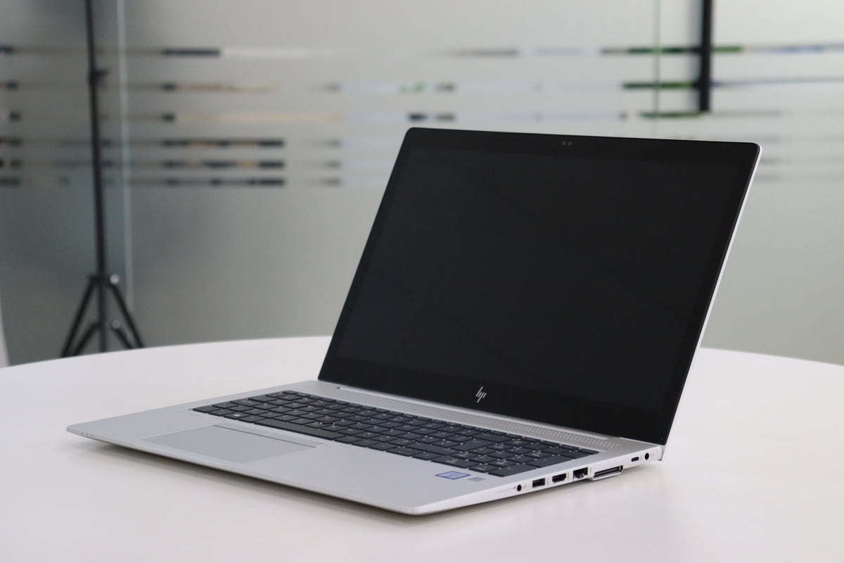 HP ELITEBOOK 850 G5 SN:00047 right front angle