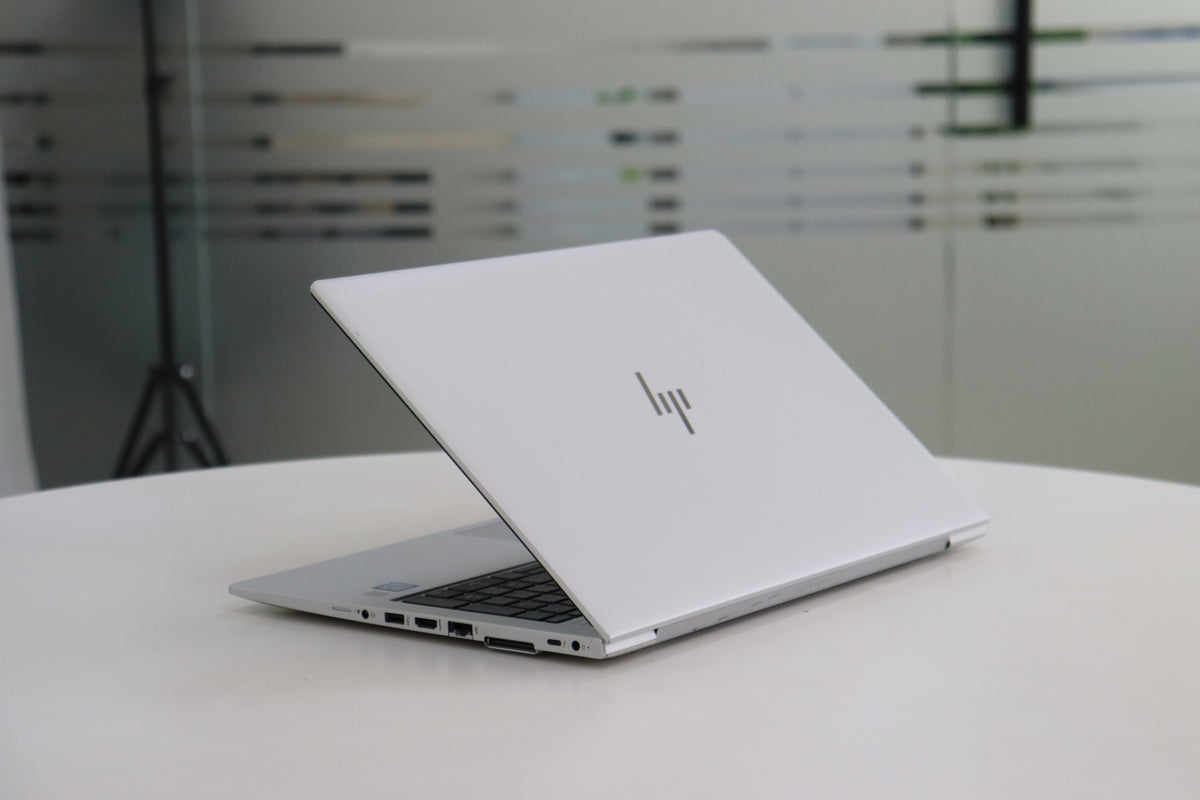 HP ELITEBOOK 850 G5 SN:00049 rear right angle