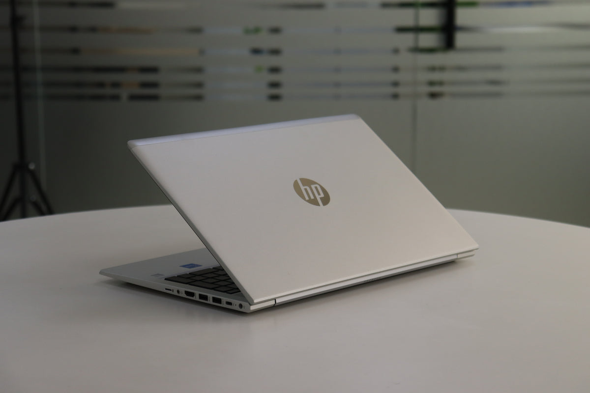 HP PROBOOK 650 G8 NOTEBOOK SN:00136 rear right angle