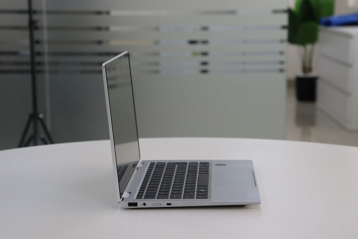 HP ELITEBOOK X360 1030 G8 SN:00625 left side view