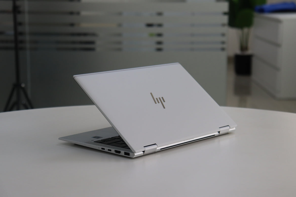 HP ELITEBOOK X360 1030 G8 SN:00625 rear right angle