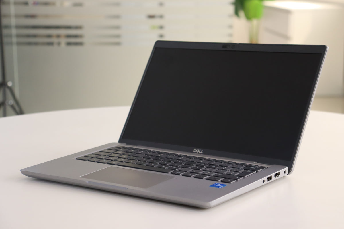 DELL LATITUDE 5440 laptop photo 2
