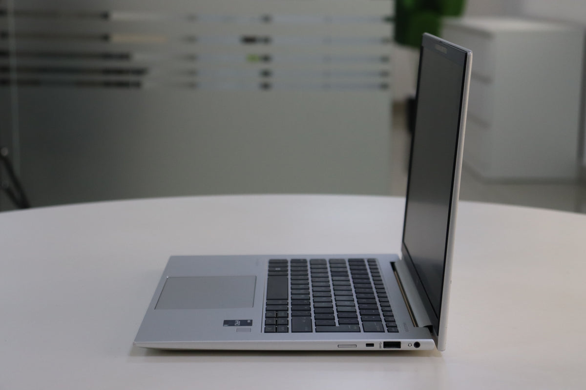 HP ELITEBOOK 840 G10: 13th Gen i5, 16 GB RAM, 256 GB SSD, SN:00600