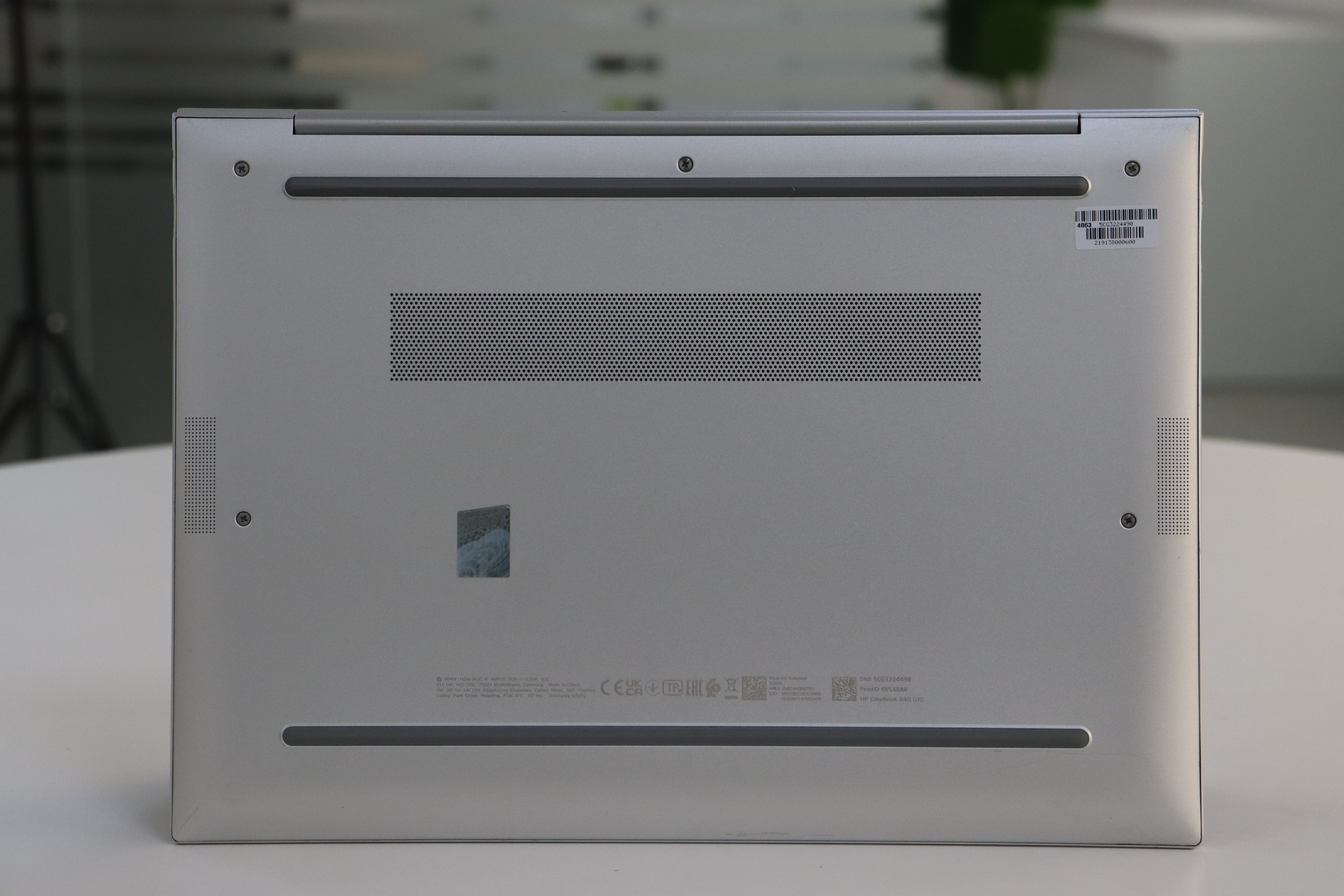 HP ELITEBOOK 840 G10: 13th Gen i5, 16 GB RAM, 256 GB SSD, SN:00600
