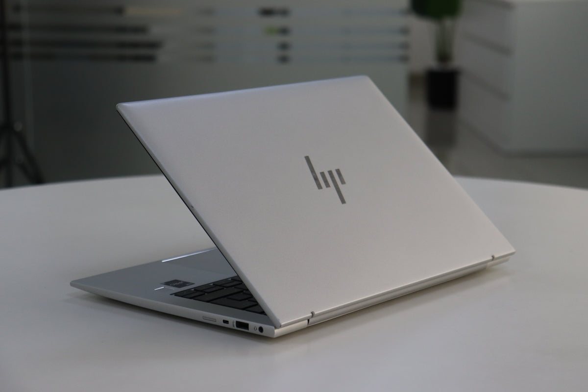 HP ELITEBOOK 840 G10: 13th Gen i5, 16 GB RAM, 256 GB SSD, SN:00602