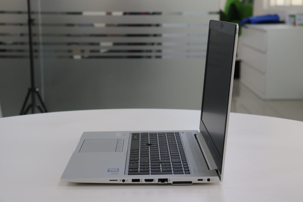HP ELITEBOOK 850 G6 SN:00862 right side view