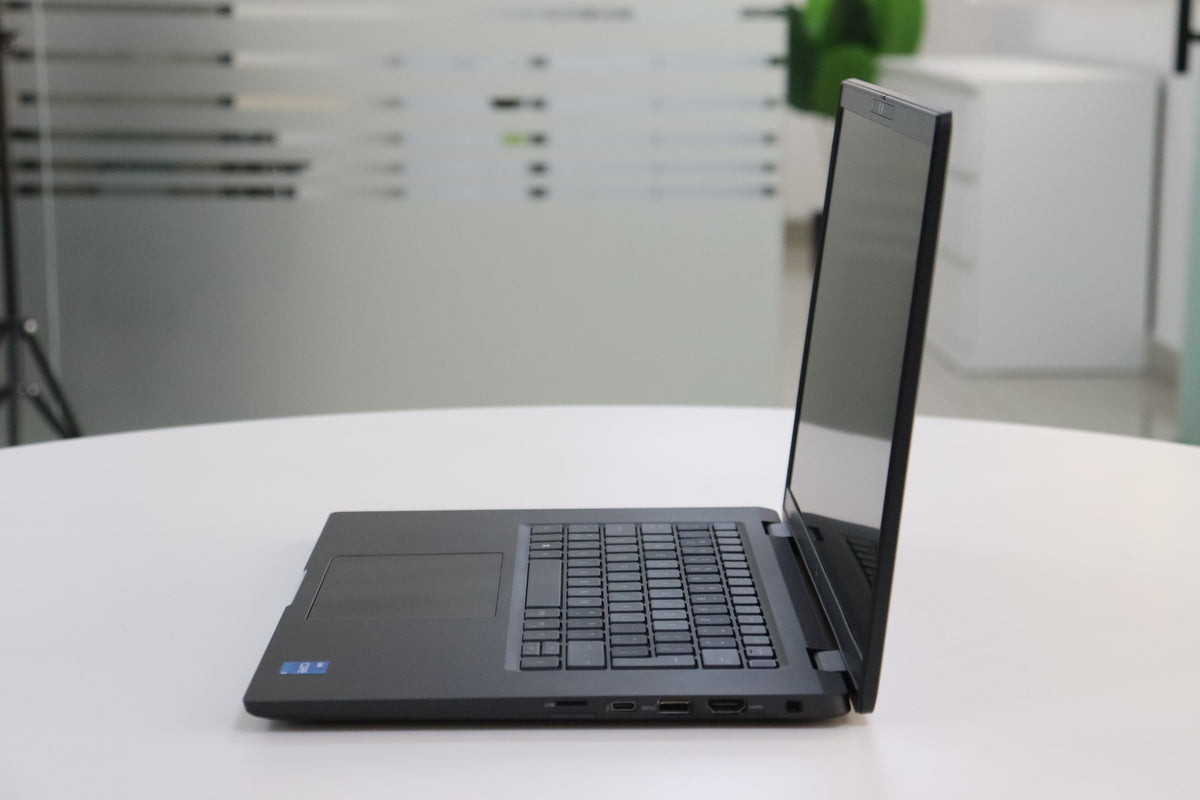 DELL LATITUDE 7520: 11th Gen i5, 16 GB RAM, 256 GB SSD, SN:01368