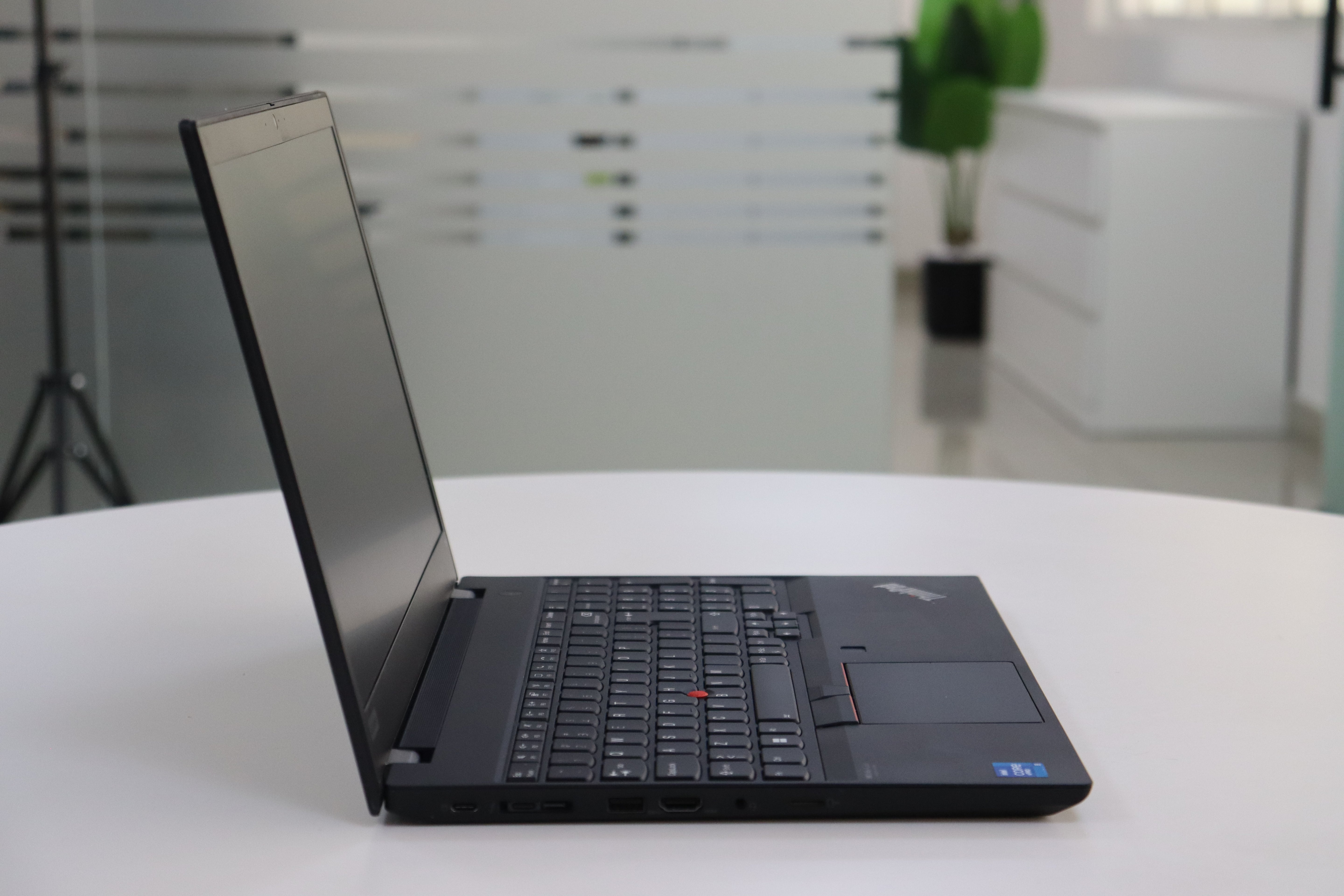 LENOVO THINKPAD T15 GEN 2I: 11th Gen i5, 16 GB RAM, 256 GB SSD, SN:00765