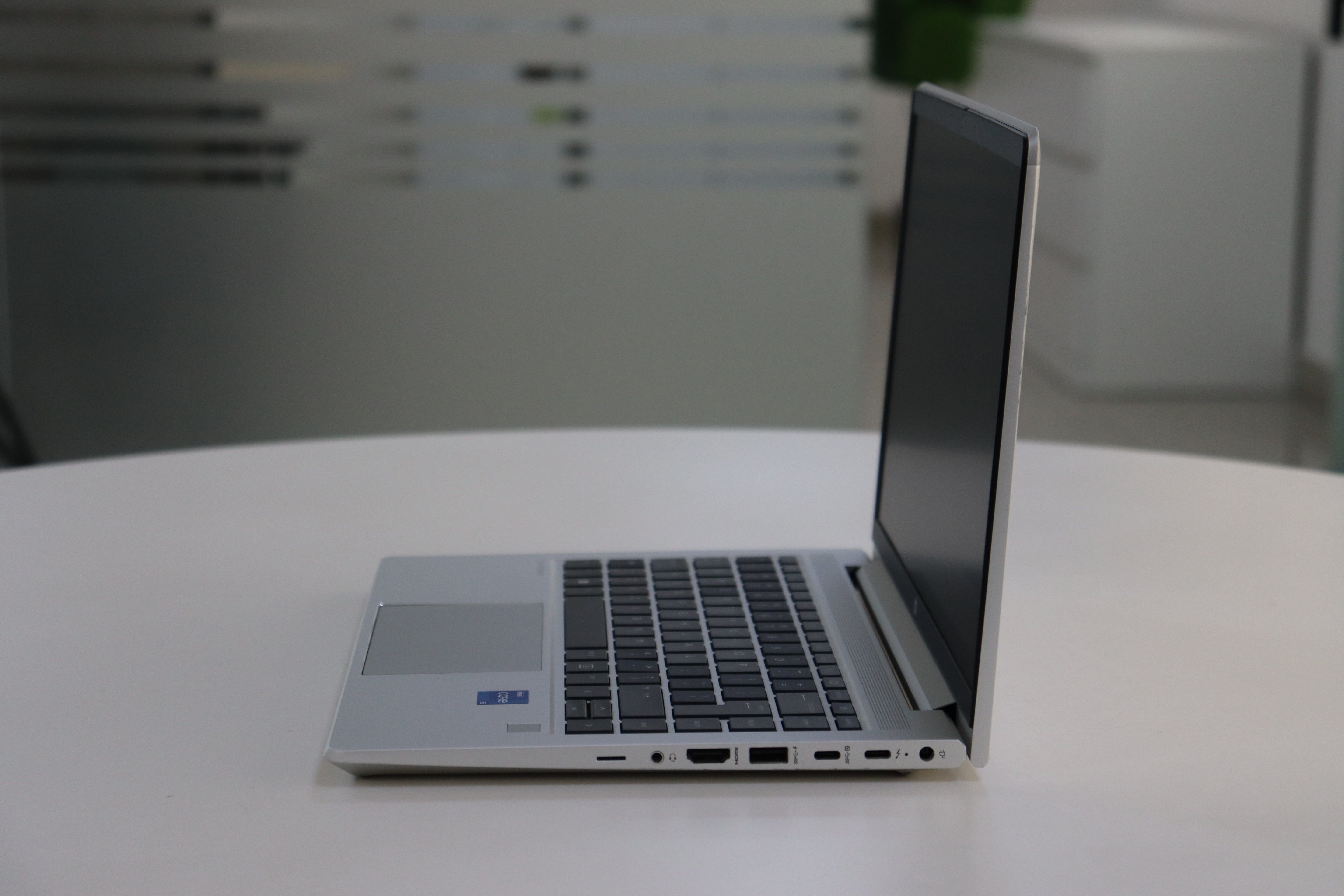 HP ELITEBOOK 640 G10 SN:01400 - product photo 3