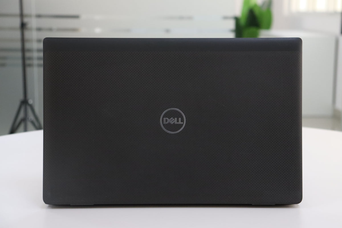 Dell Latitude 7520 - ports view