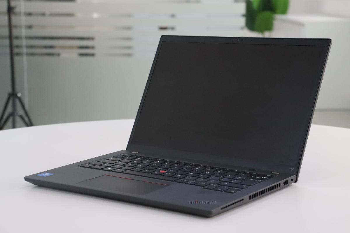 Lenovo ThinkPad T14 Gen 4 - angle view