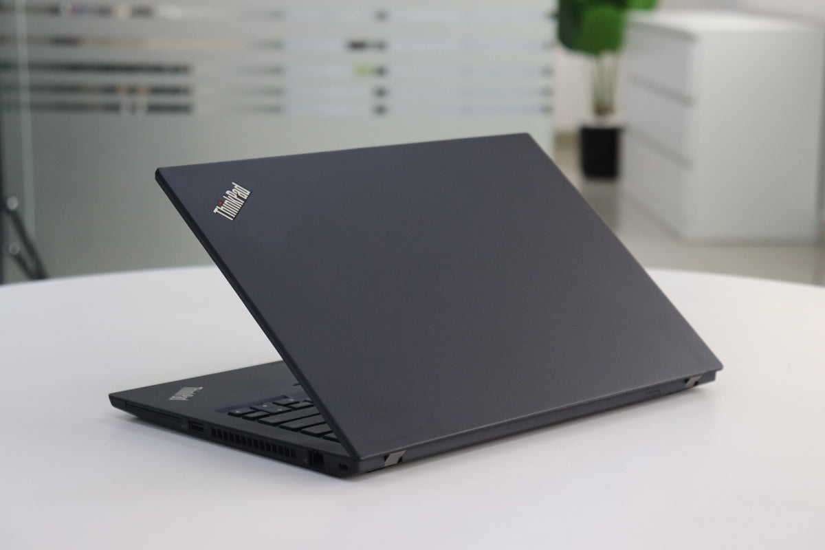 Lenovo ThinkPad T495 SN:00862 product photo 6