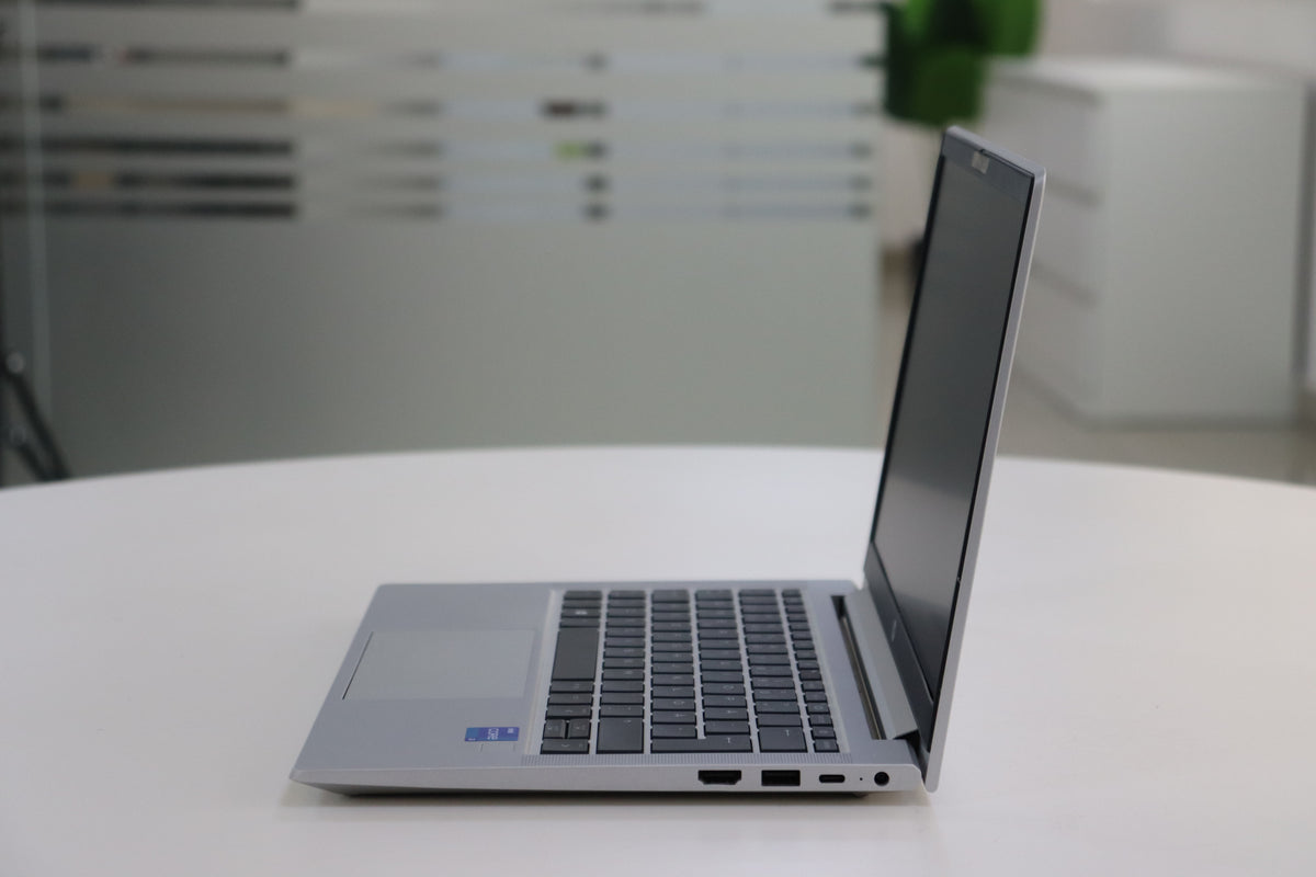 HP ProBook 630 G8 right side view
