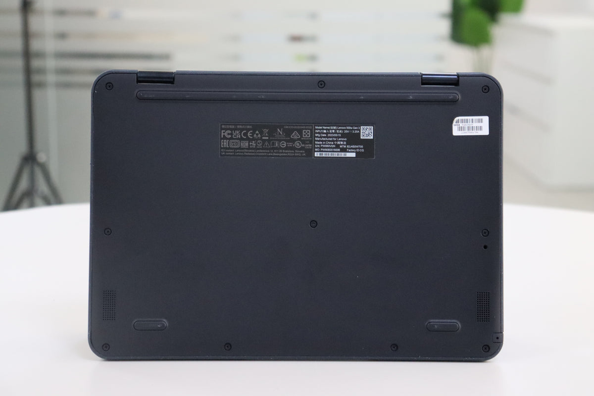 Lenovo 500W Gen 3 bottom view