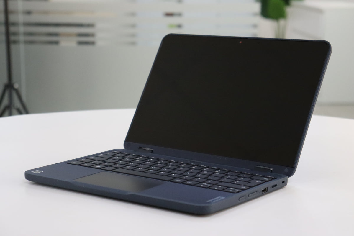 Lenovo 500W Gen 3 front angle view