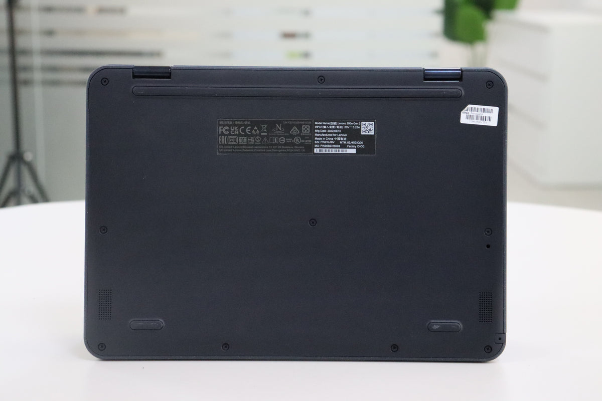 Lenovo 500W Gen 3 bottom view
