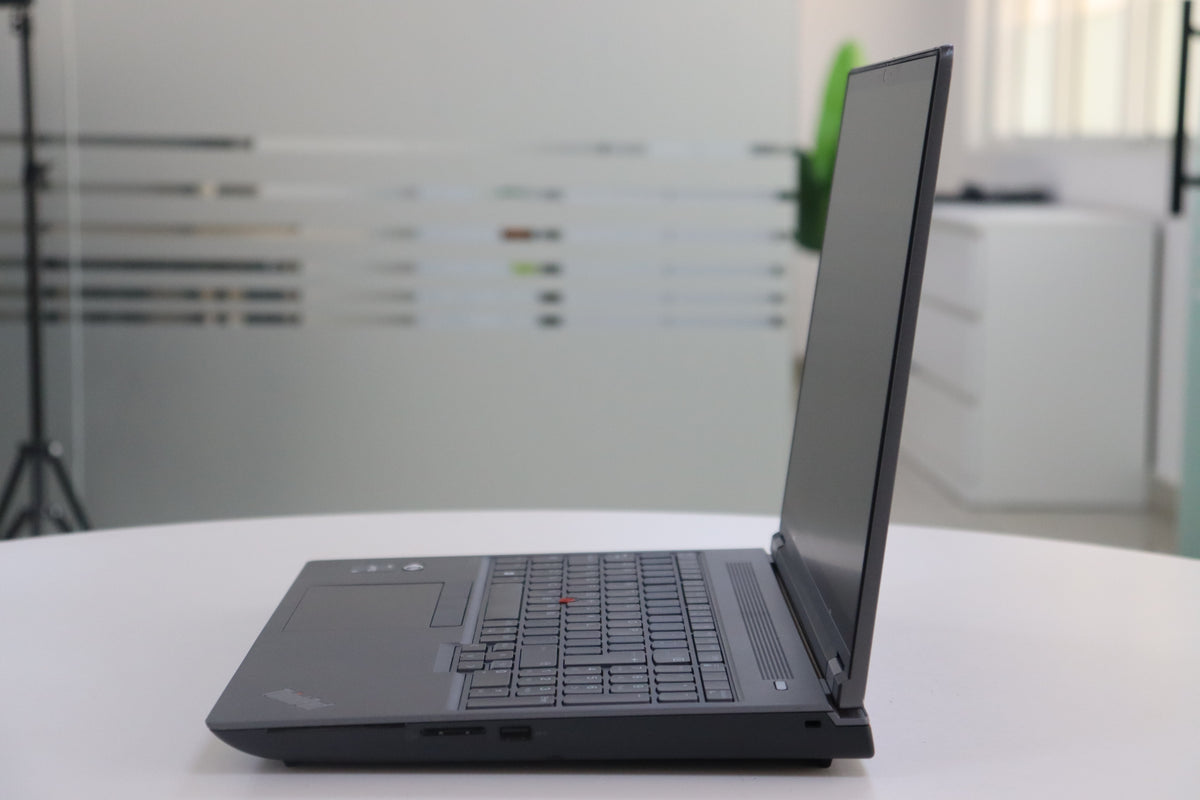 THINKPAD P16 GEN 1 220371001072 image_3