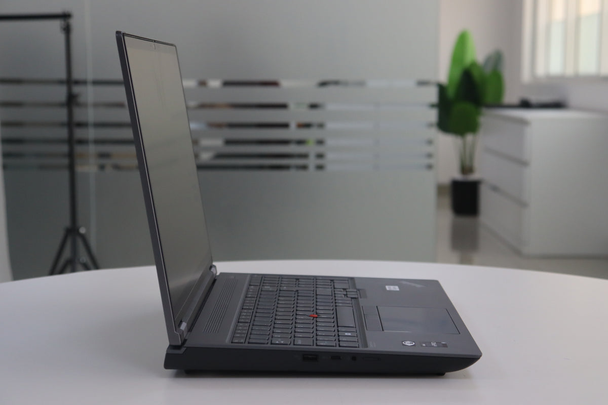 THINKPAD P16 GEN 1 220371001381 image_4