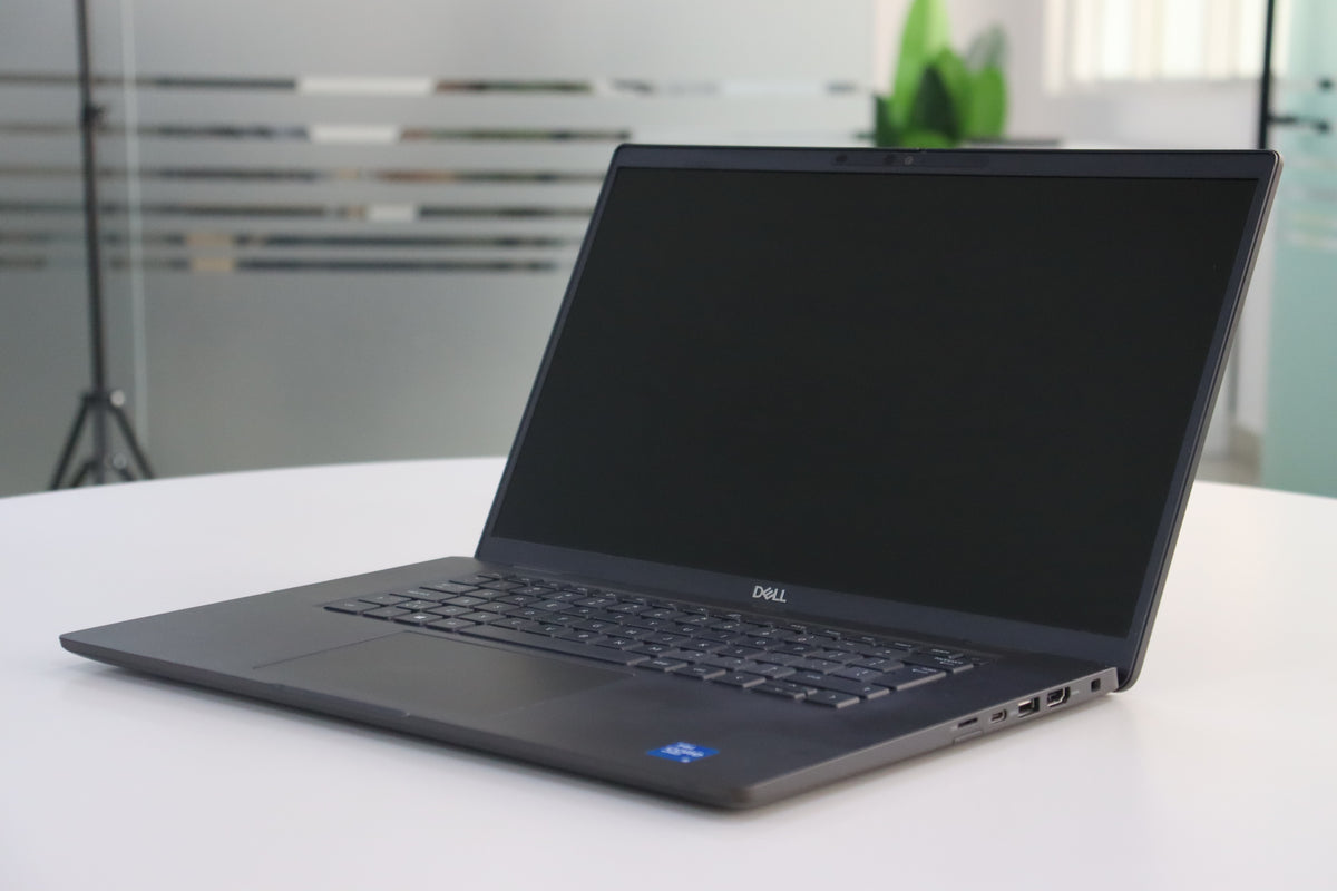 LATITUDE 7520 220485000316 image_2
