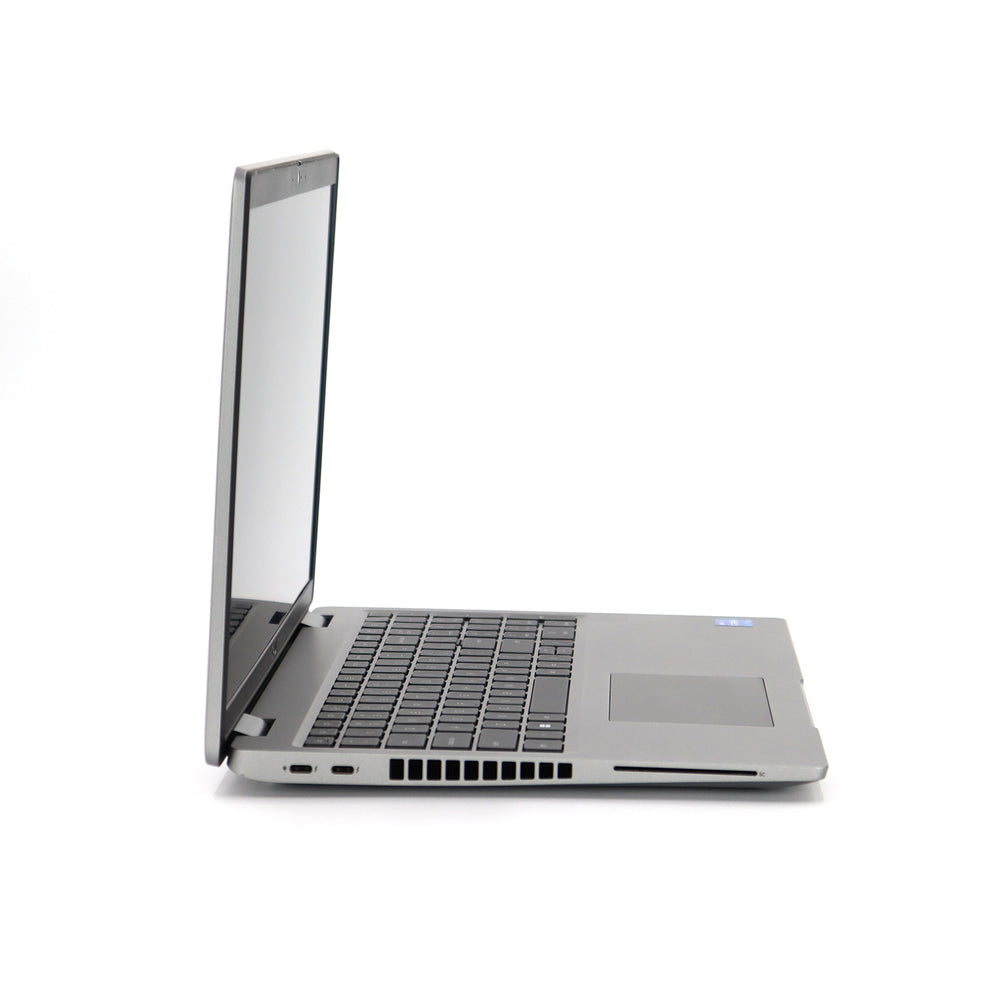 Latitude 5530: Intel Core i5, 12th Gen, 16GB RAM, 256GB SSD