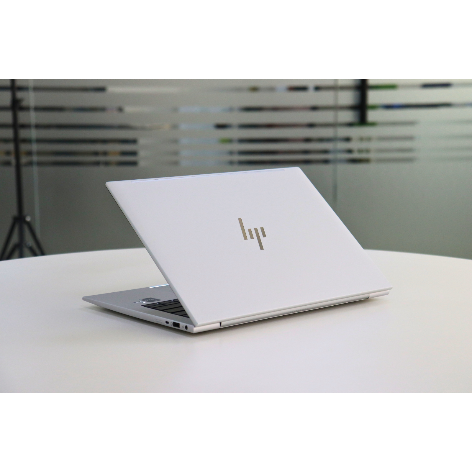 HP EliteBook 840 G9: Intel Core i5, 12th Gen, 16GB RAM, 256GB SSD SN:18921