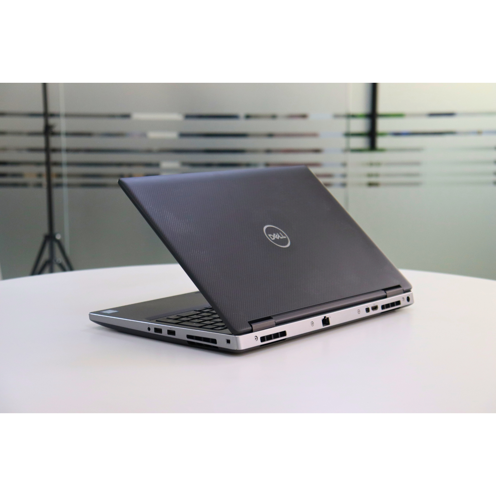 DELL PRECISION 7540: 9th Gen i7, 32 GB RAM, 256 GB SSD, SN:15270