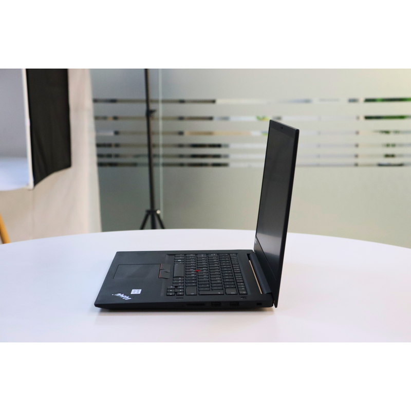LENOVO THINKPAD P1 GEN 3: Intel Core i9, 10th Gen, 8GB RAM, 256GB SSD SN:00558
