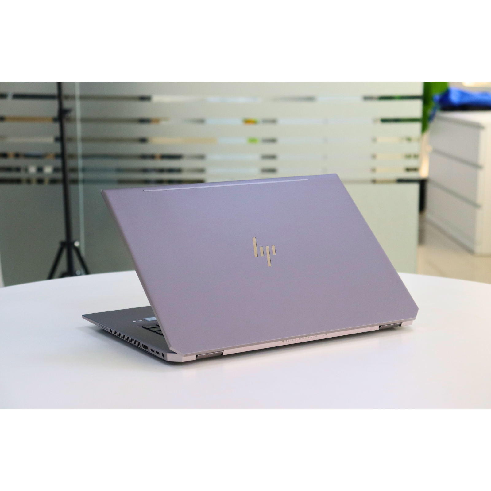 HP ZBOOK STUDIO G5: 9th Gen i7, 16GB RAM, 1024GB SSD, SN:00459