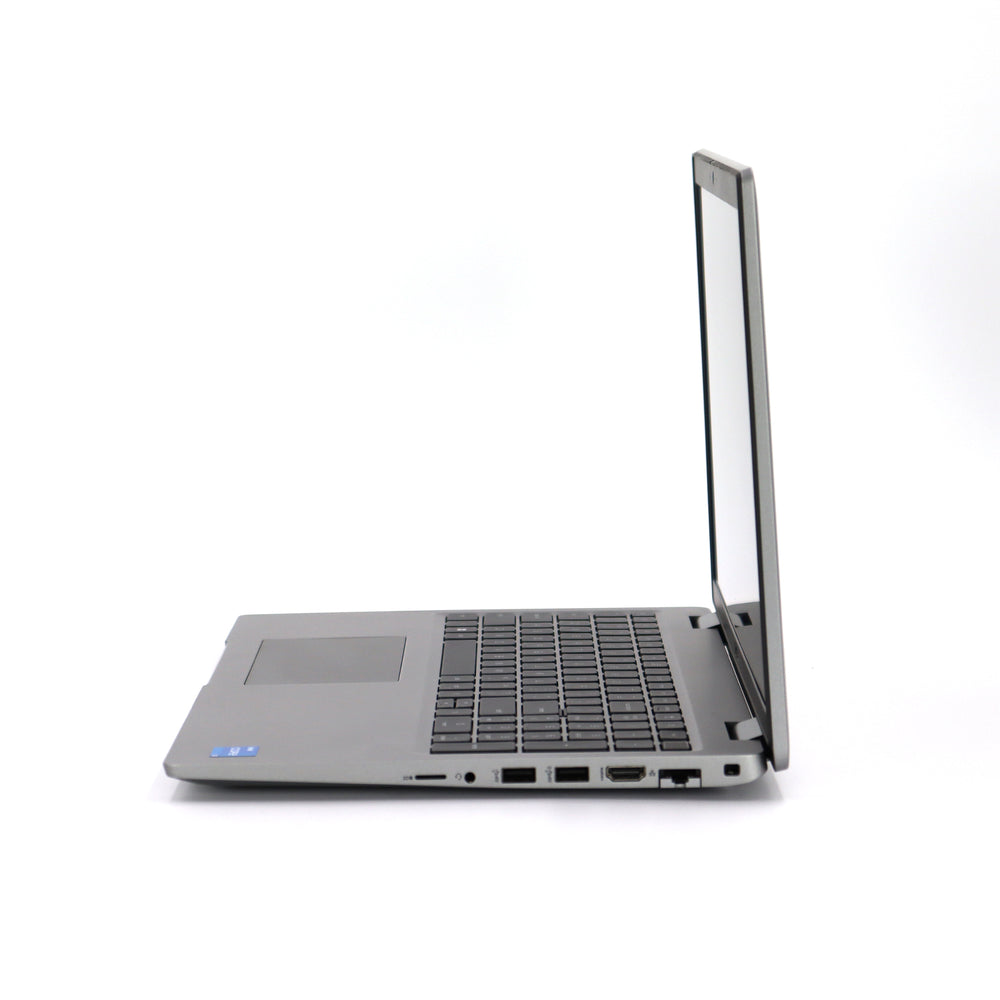 Latitude 5530: Intel Core i5, 12th Gen, 16GB RAM, 256GB SSD