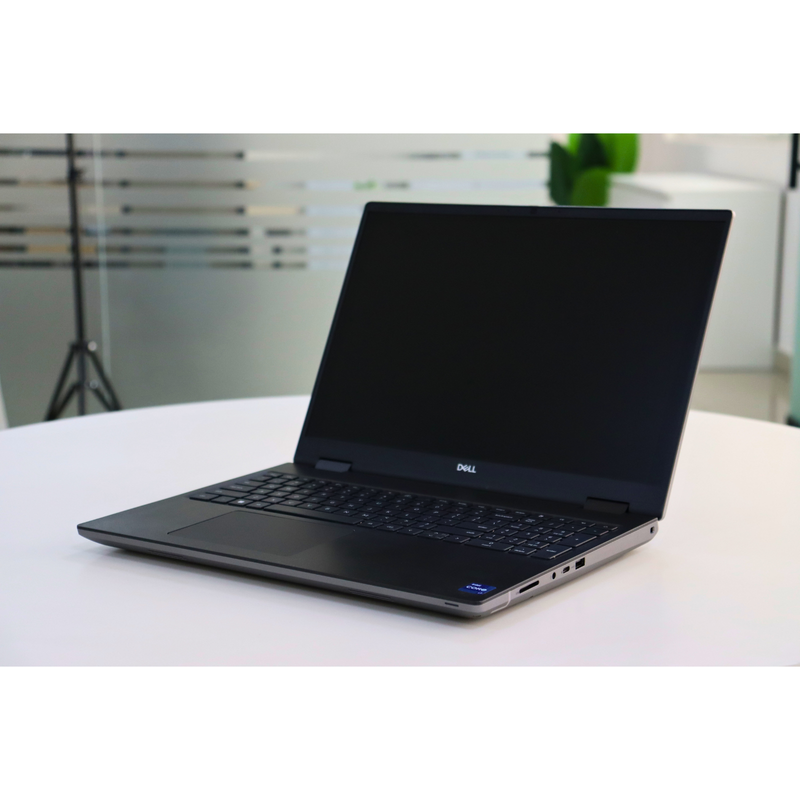 Dell PRECISION 7670: 12th Gen i7, 32GB RAM, 512GB SSD, SN:19514
