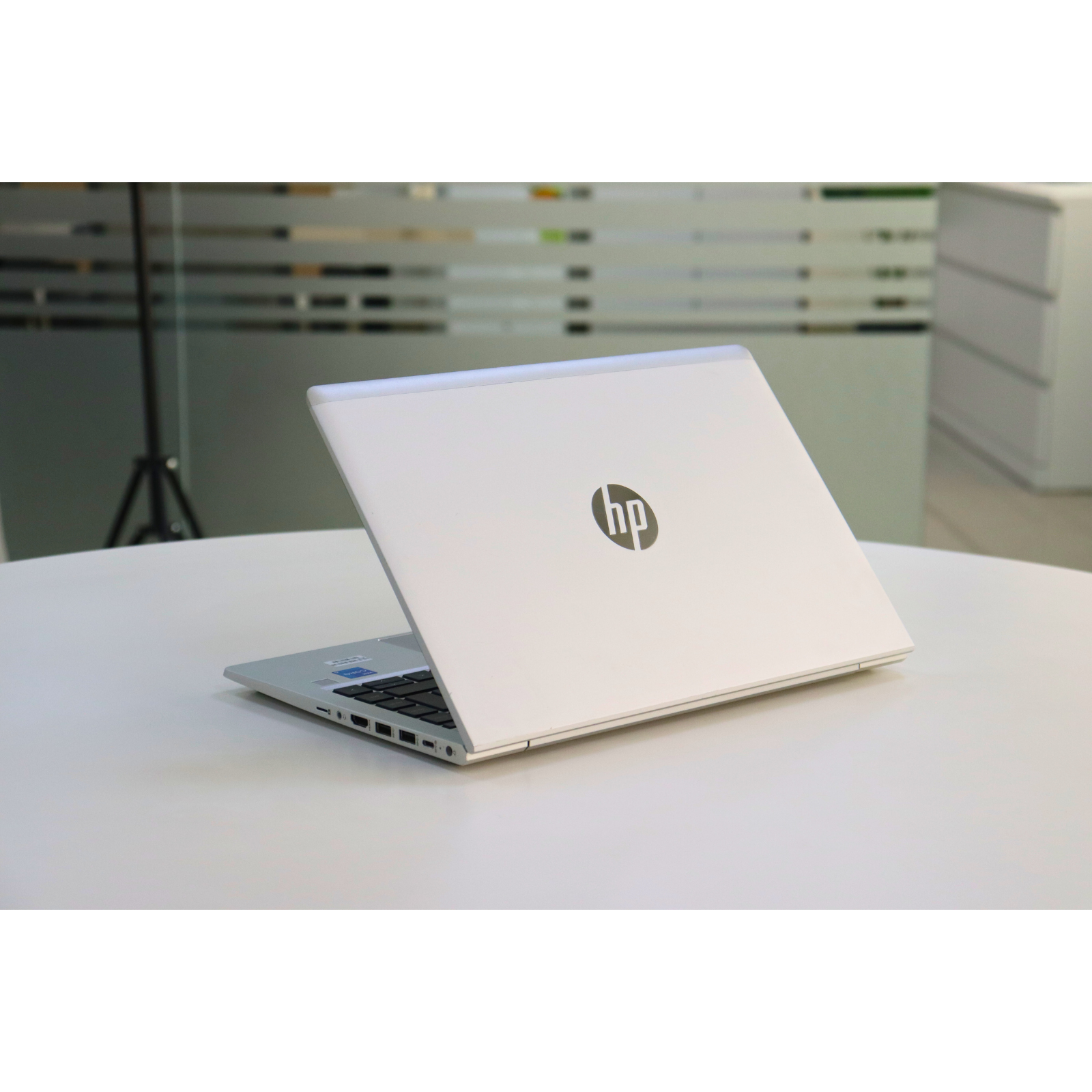 HP PROBOOK 640 G8: 11th Gen i5, 16GB RAM, 256GB SSD, SN:01238