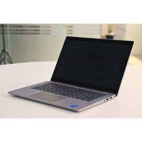 Dell LATITUDE 5330: 12th Gen i5, 16GB RAM, 256GB SSD, SN:06026