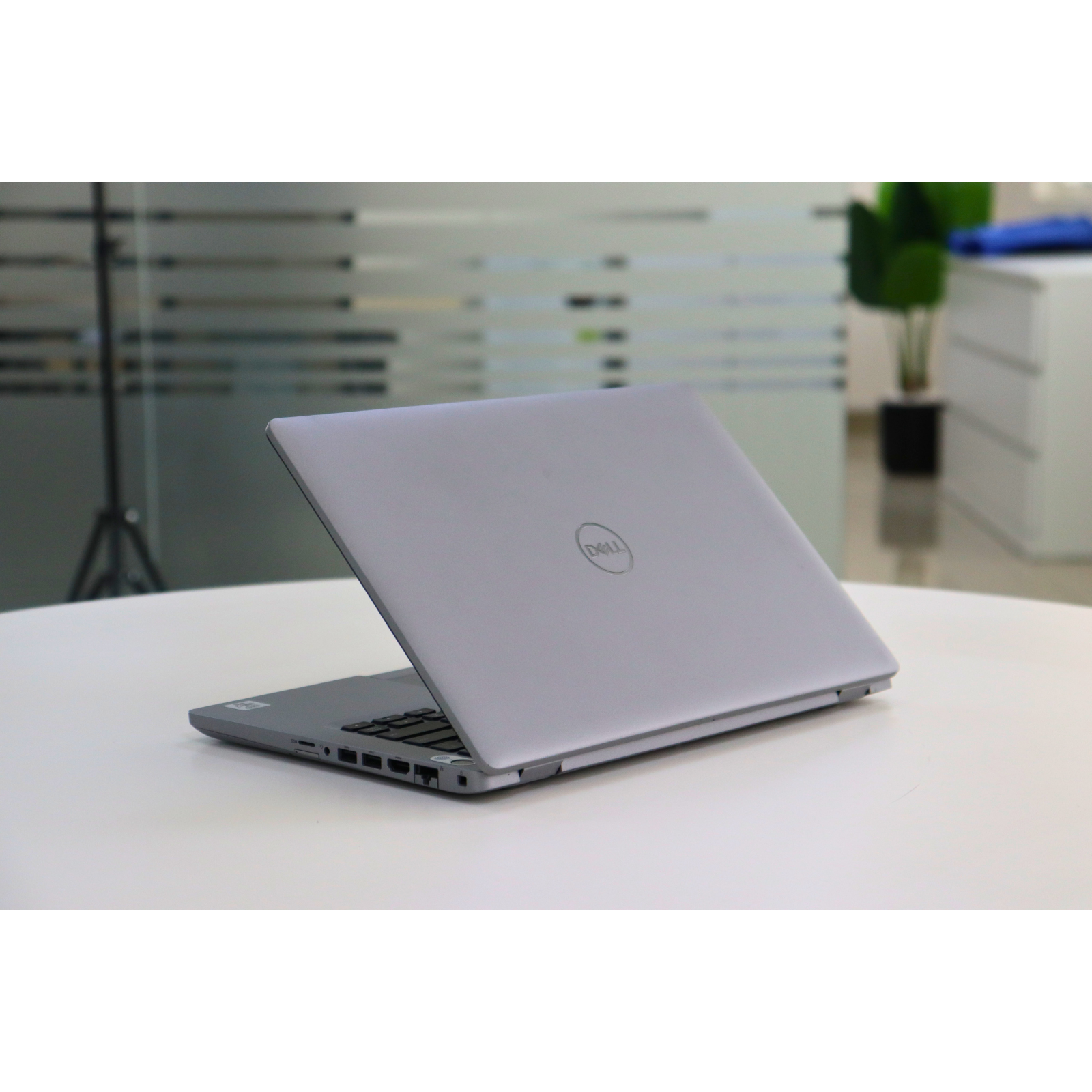 DELL LATITUDE 5410: 10th Gen i7, 32GB RAM, 512GB SSD, SN:917607