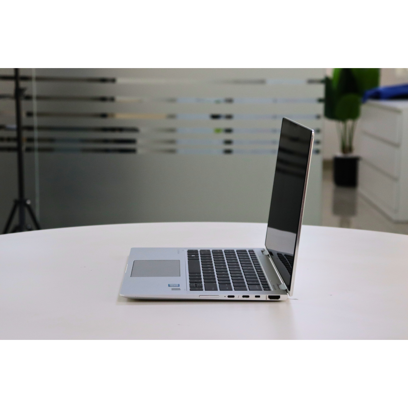 HP EliteBook X360 1030 G3: Intel Core i5, 8th Gen, 16GB RAM, 256GB SSD SN:18745