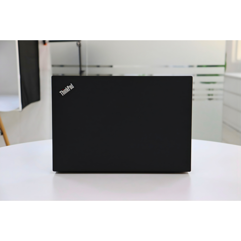 LENOVO THINKPAD T580: Intel Core i7, 8th Gen, 16GB RAM, 512GB SSD SN:82715