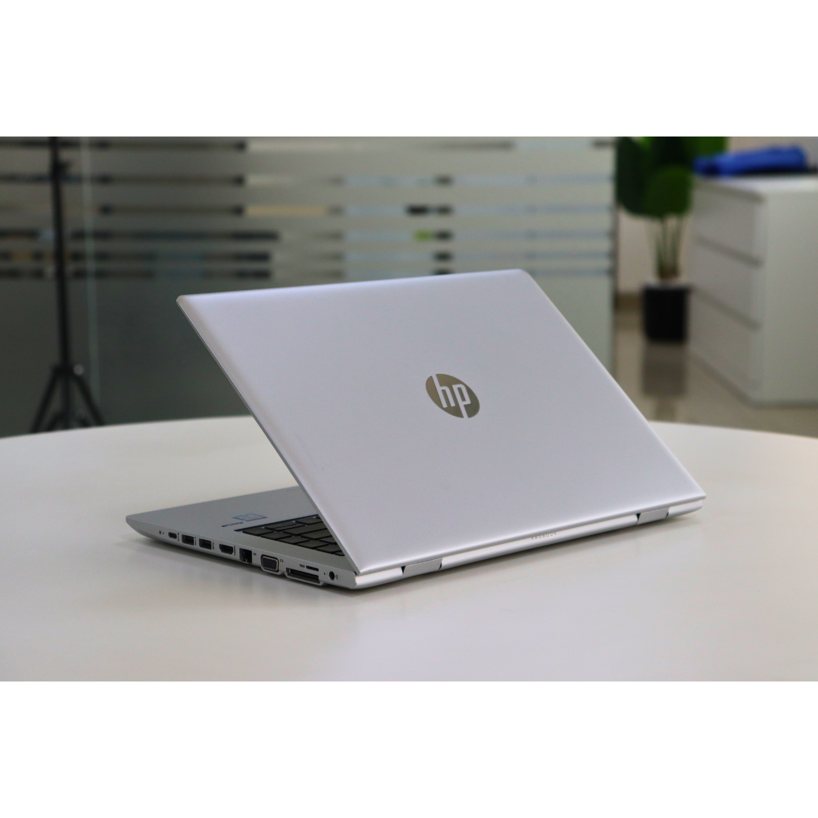 HP PROBOOK 640 G4: 8th Gen i5, 16GB RAM, 256GB SSD, SN:922013