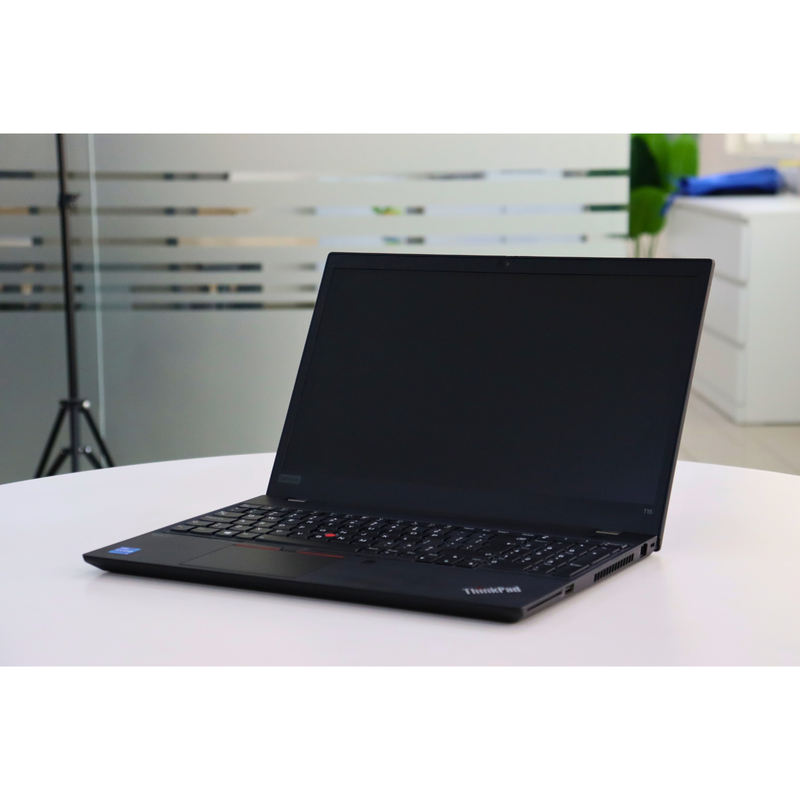LENOVO THINKPAD T15 GEN 2: Intel Core i5, 11th Gen, 16GB RAM, 256GB SSD SN:01068