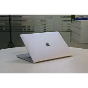 Apple MACBOOK PRO A2141 (2019): i9, 9th Gen, 16GB RAM, 512GB SSD, SN:95739