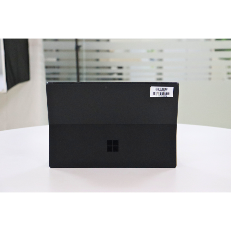 MICROSOFT SURFACE PRO 7: 10th Gen i5, 8GB RAM, 256GB SSD, SN:69972