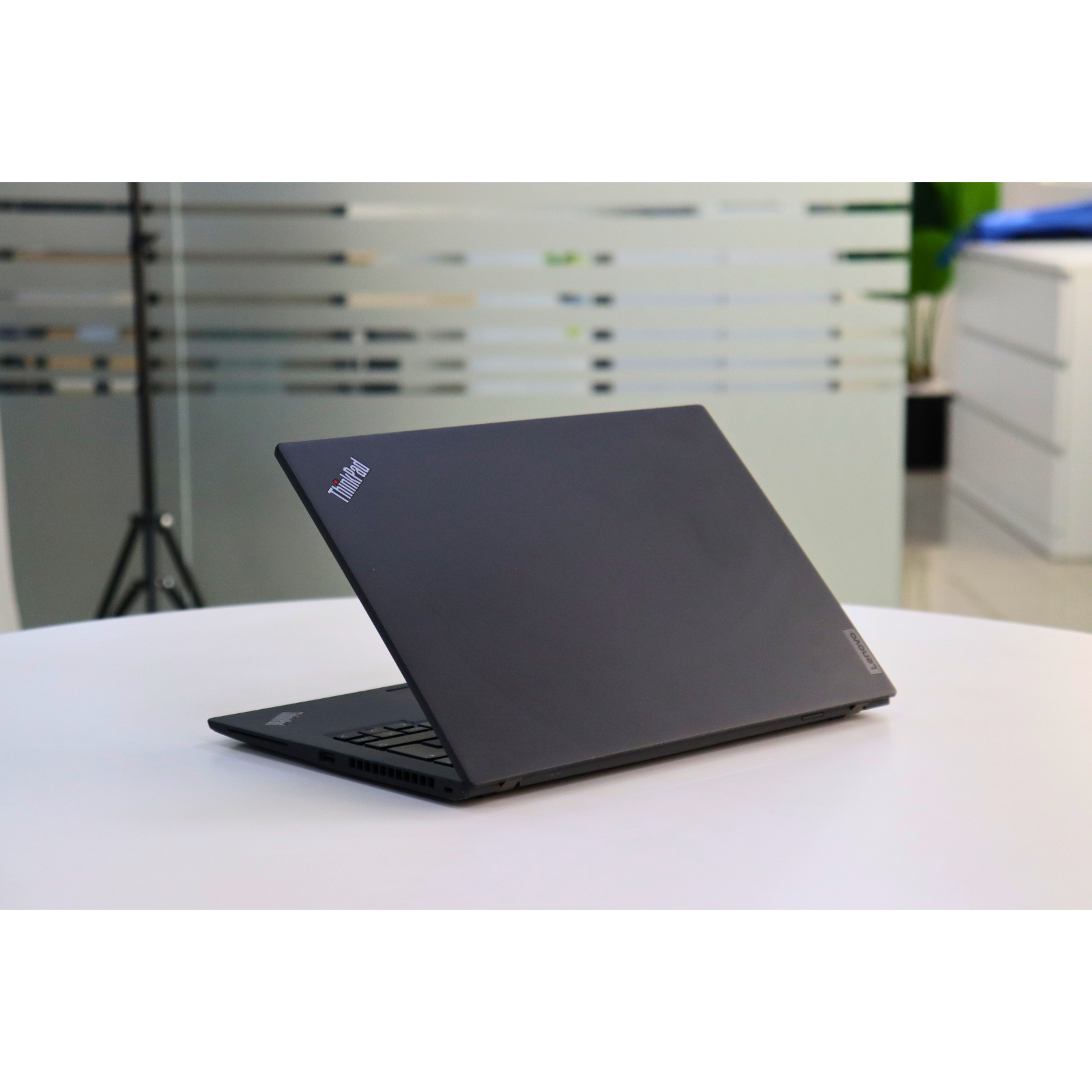 LENOVO THINKPAD T14S GEN 2: 11th Gen i5, 16GB RAM, 256GB SSD, SN:001631