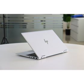 HP ELITEBOOK X360 1040 G8: Intel Core i5, 11th Gen, 16GB RAM, 512GB SSD SN:918473