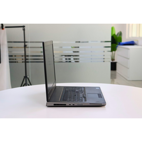 Dell PRECISION 7730: 8th Gen i7, 32GB RAM, 512GB SSD, SN:001045