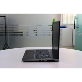 Dell PRECISION 7730: 8th Gen i7, 32GB RAM, 256GB SSD, SN:12607