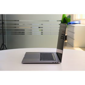 Apple MACBOOK PRO 16: i7, 9th Gen, 16GB RAM, 512GB SSD, SN:60536