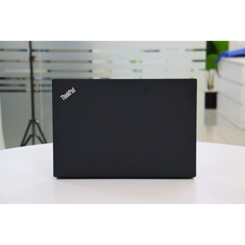 LENOVO THINKPAD T495: AMD, 8GB RAM, 256GB SSD, SN:00264