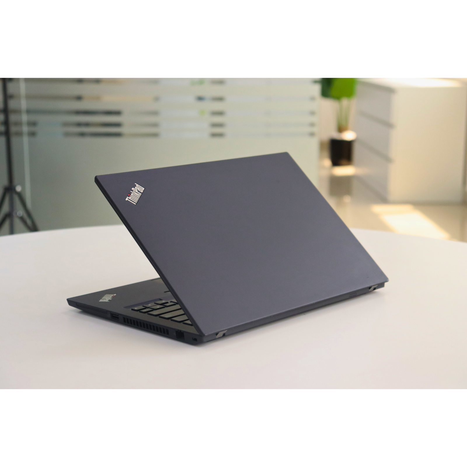LENOVO THINKPAD T14 GEN 2: 11th Gen i7, 32GB RAM, 512GB SSD, SN:22315