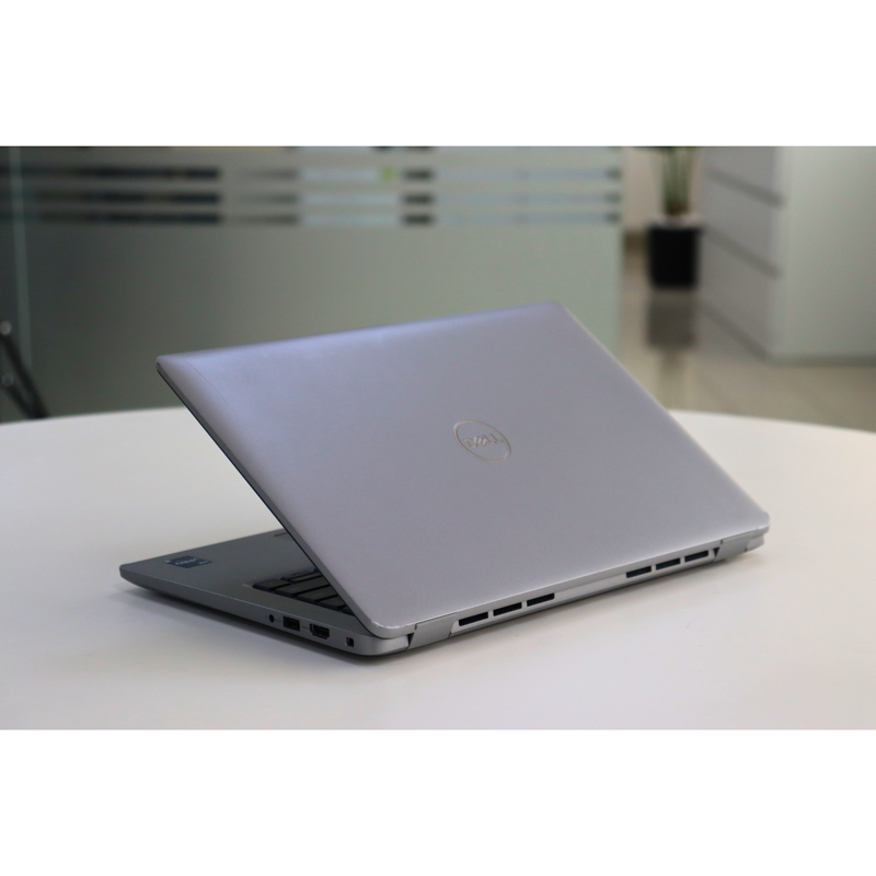 Dell Latitude 5440: Intel Core i5, 13th Gen, 16GB RAM, 256GB SSD SN:19370