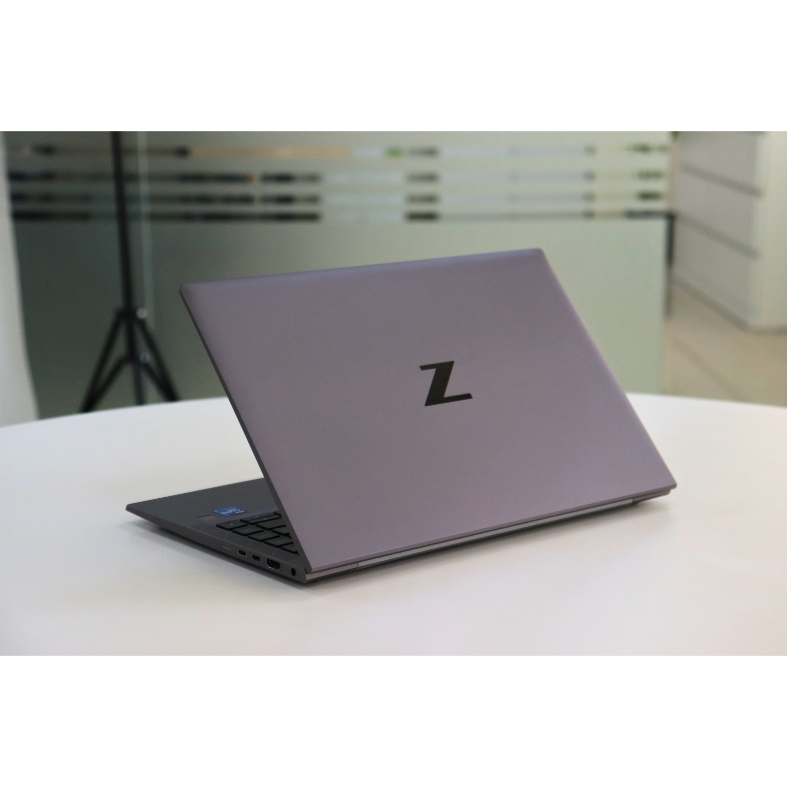 HP ZBOOK FIREFLY 14 G8: 11th Gen i7, 16GB RAM, 256GB SSD, SN:898757